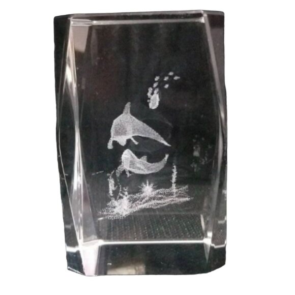 3D Etched Crystal Glass Dolphin Figurine Paperweight With Marine Life Scene Rect - Picture 1 of 8